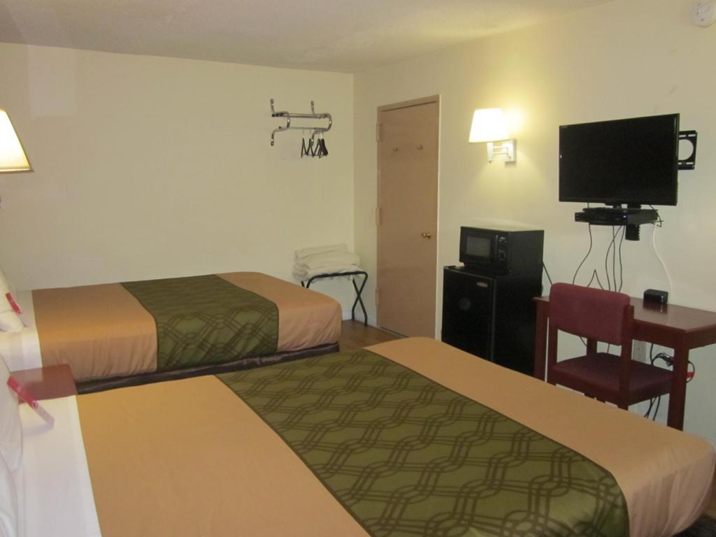 Econo Lodge Fort Lee Exterior foto